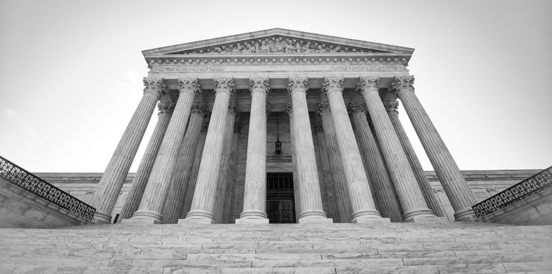 court house with pillars